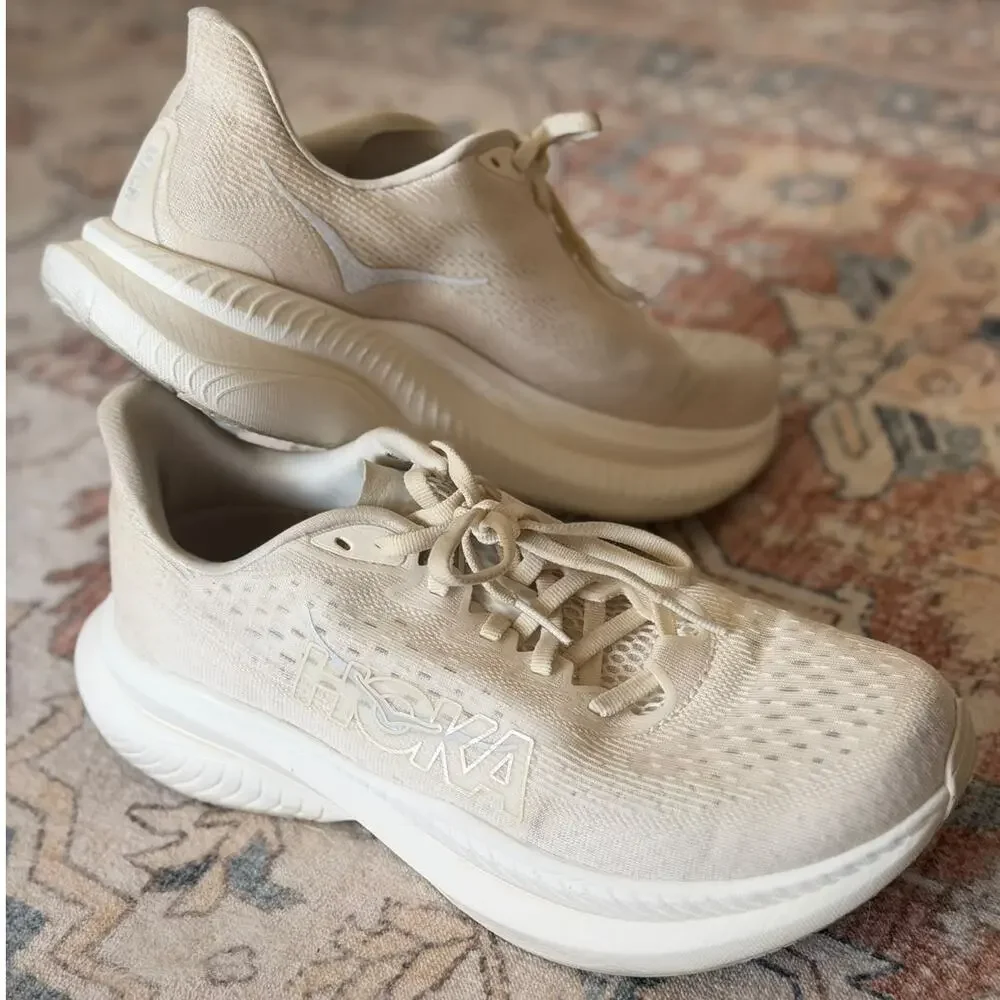 HOKA Mach 6 Women’s Running Shoes Size 8.5 B Cream Beige Lightweight Sneakers